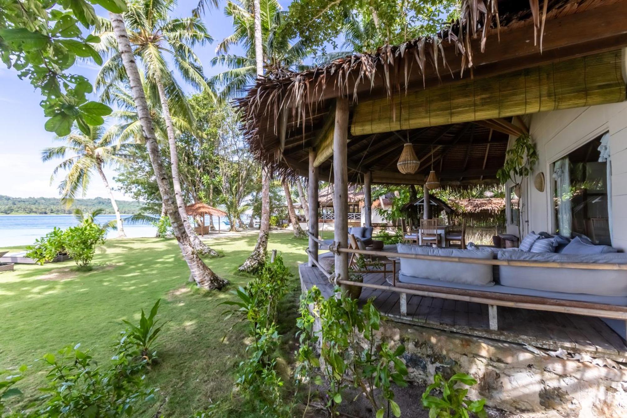 Aloita Resort Mentawai Tua Pejat Ngoại thất bức ảnh