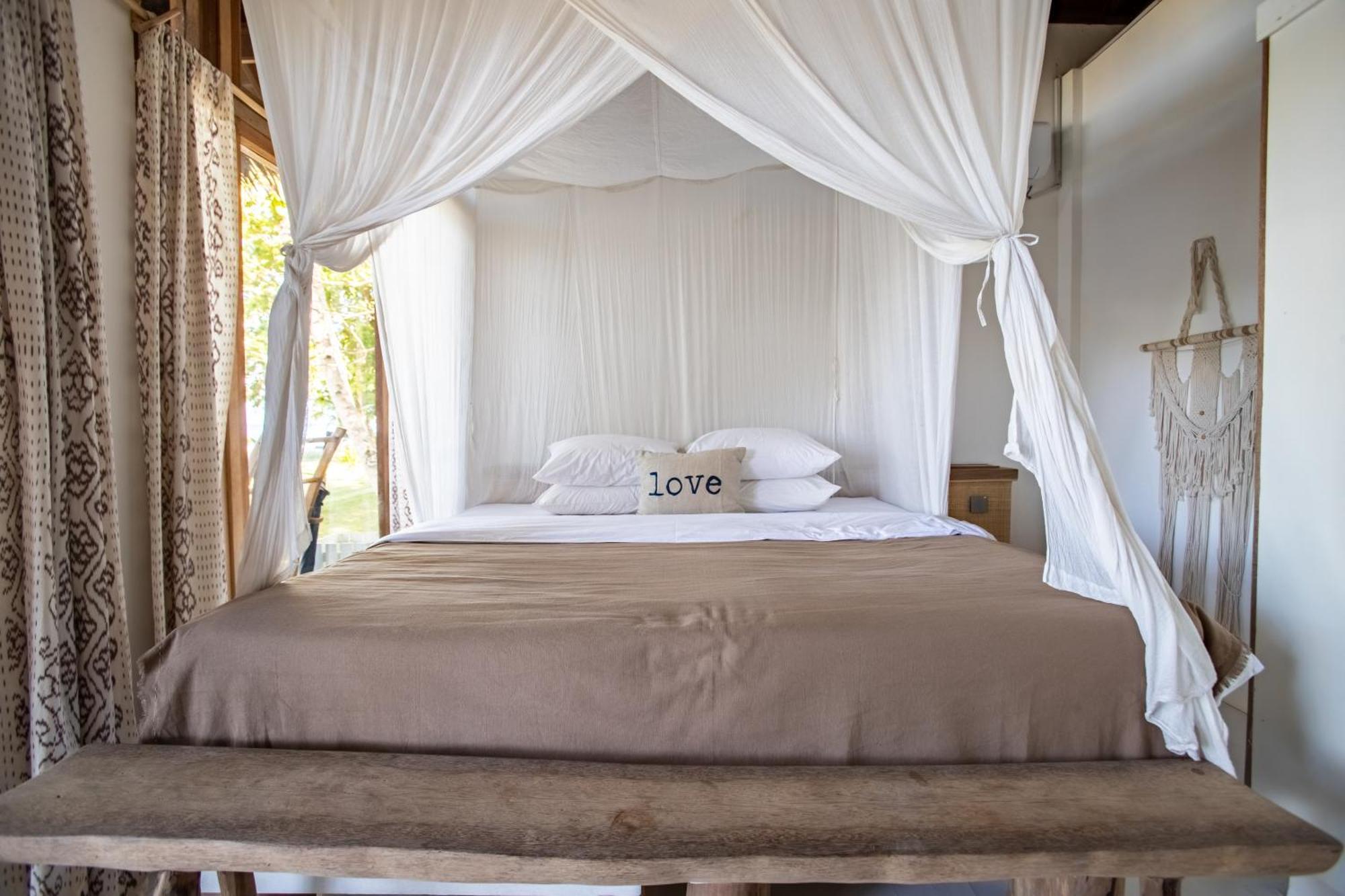 Aloita Resort Mentawai Tua Pejat Ngoại thất bức ảnh