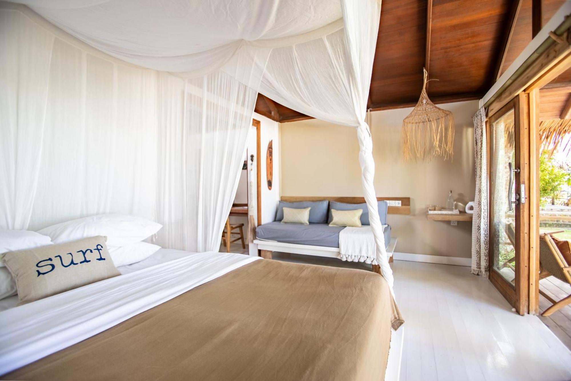 Aloita Resort Mentawai Tua Pejat Ngoại thất bức ảnh